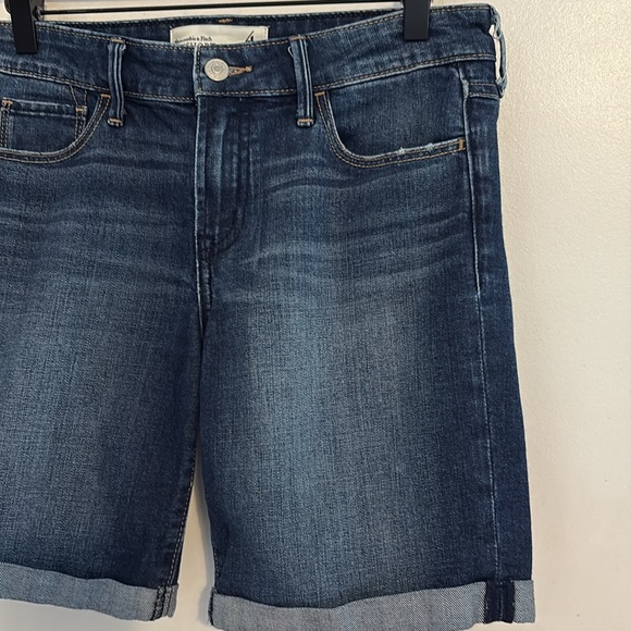 Abercrombie & Fitch Boy Short Denim Shorts 4 / 27 - Picture 4 of 8